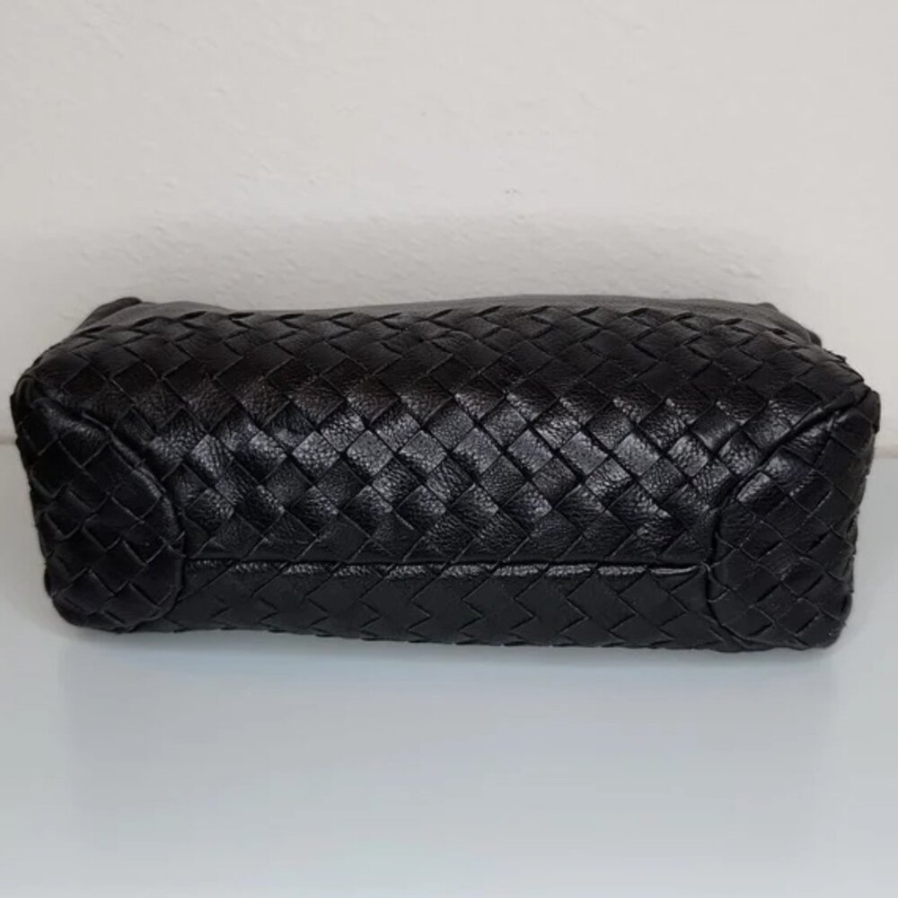 Elliott Lucca Leather Shoulder Bag - Picture 5 of 12